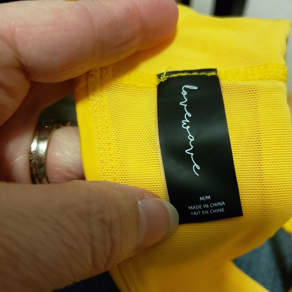 REVOLVE Lovewave Brittany Criss-cross Sports Bra Yellow Various Sizes New - Picture 9 of 15